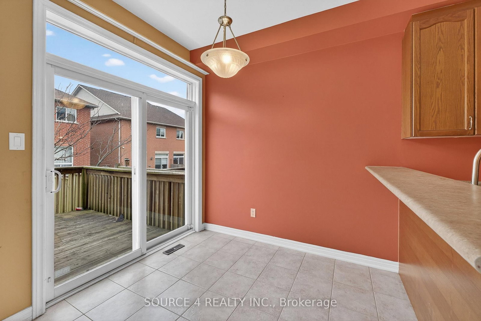 Semi-Detached House for sale at 19 Rainy Dale Road, Brampton, Ontario, L6V 4S7 - Madoc - MLS: W12925566