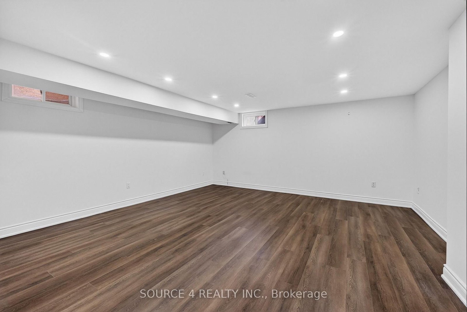 Semi-Detached House for sale at 19 Rainy Dale Road, Brampton, Ontario, L6V 4S7 - Madoc - MLS: W12925566