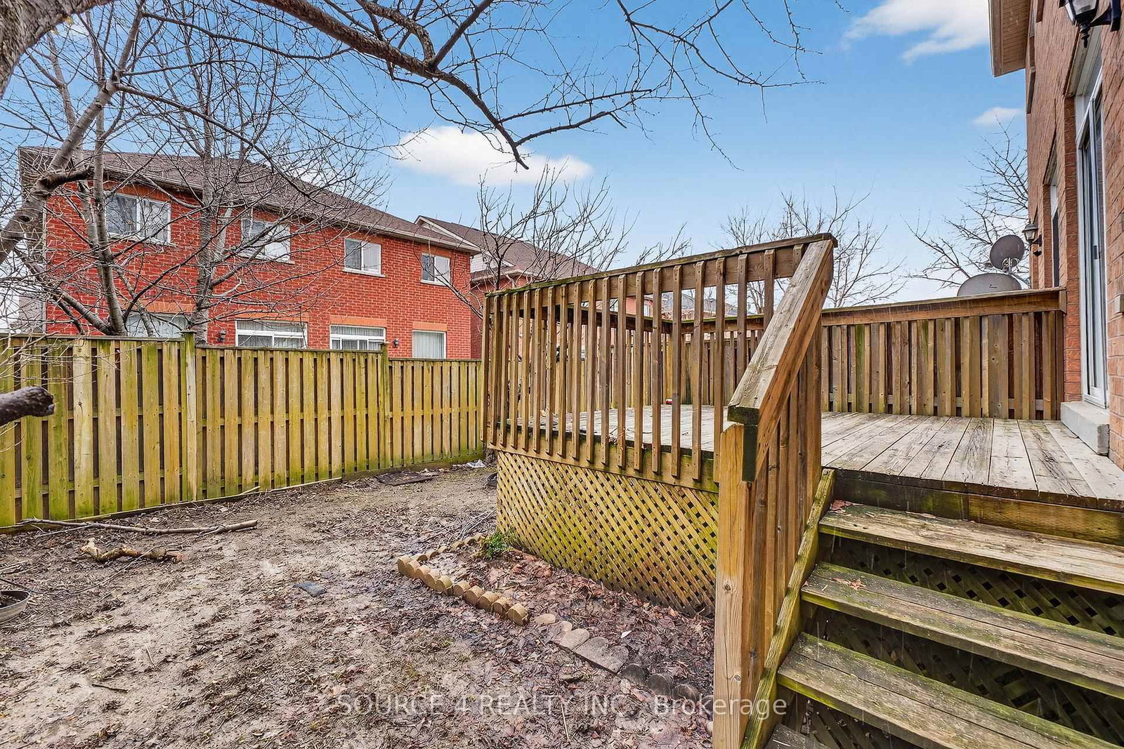 Semi-Detached House for sale at 19 Rainy Dale Road, Brampton, Ontario, L6V 4S7 - Madoc - MLS: W12925566