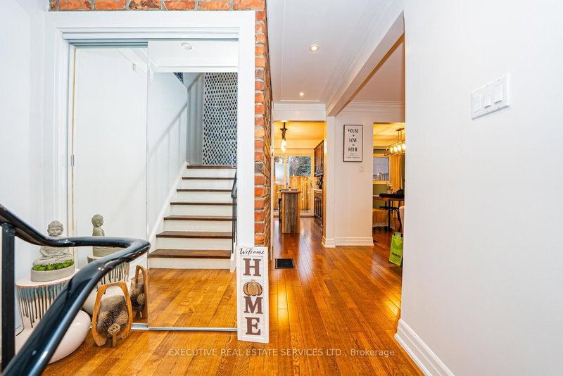 145 - 1050 Shawnmarr Rd, Mississauga, L5H 3V1 | Image 3