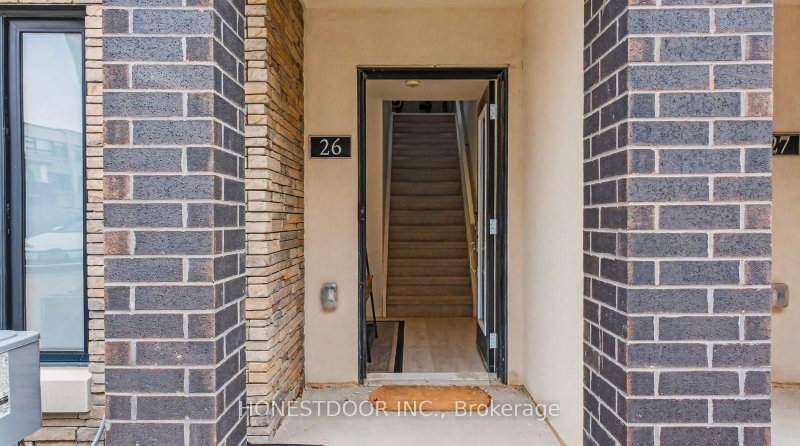 26 - 1095 Cooke Boulevard