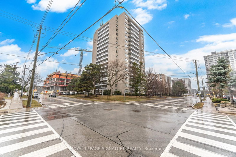 1203 - 2263 Marine Dr, Oakville, L6L 5K1 | Image 2