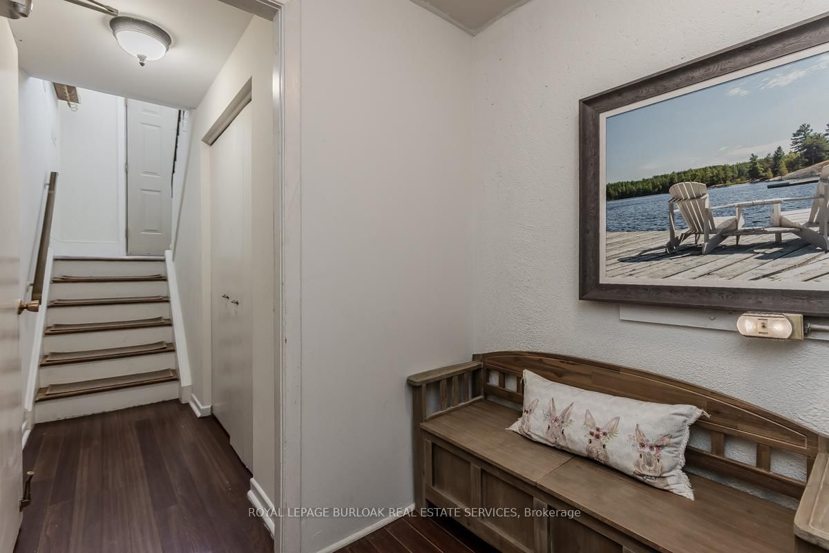 Townhouse for sale at 621 Francis Road, Burlington, Ontario, L7T 3X6 - LaSalle - MLS: W12926172