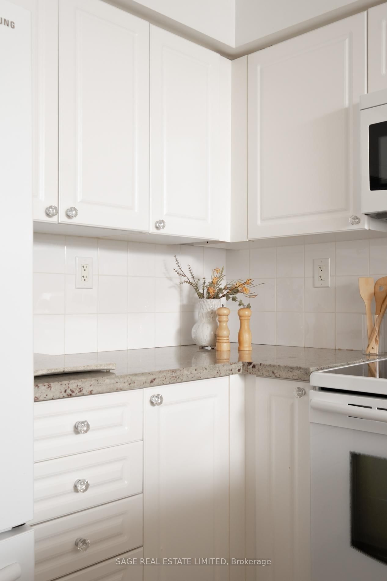 Condo for sale at 1604-5 Michael Power Place, Toronto, Ontario, M9A 0A3 - Islington-City Centre West - MLS: W12926176