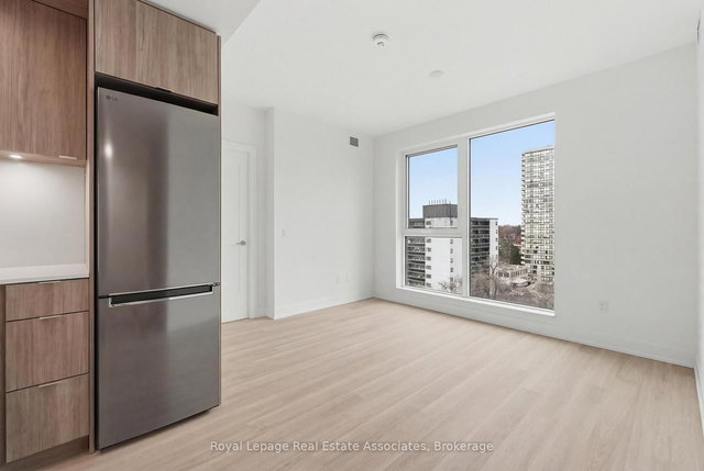 801 - 25 Cordova Avenue