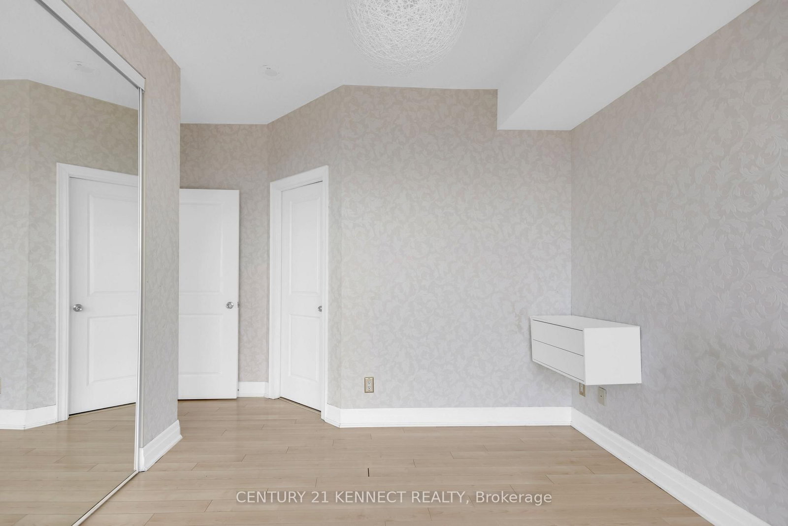 100 John Street, Unit 2408 - Photo 17