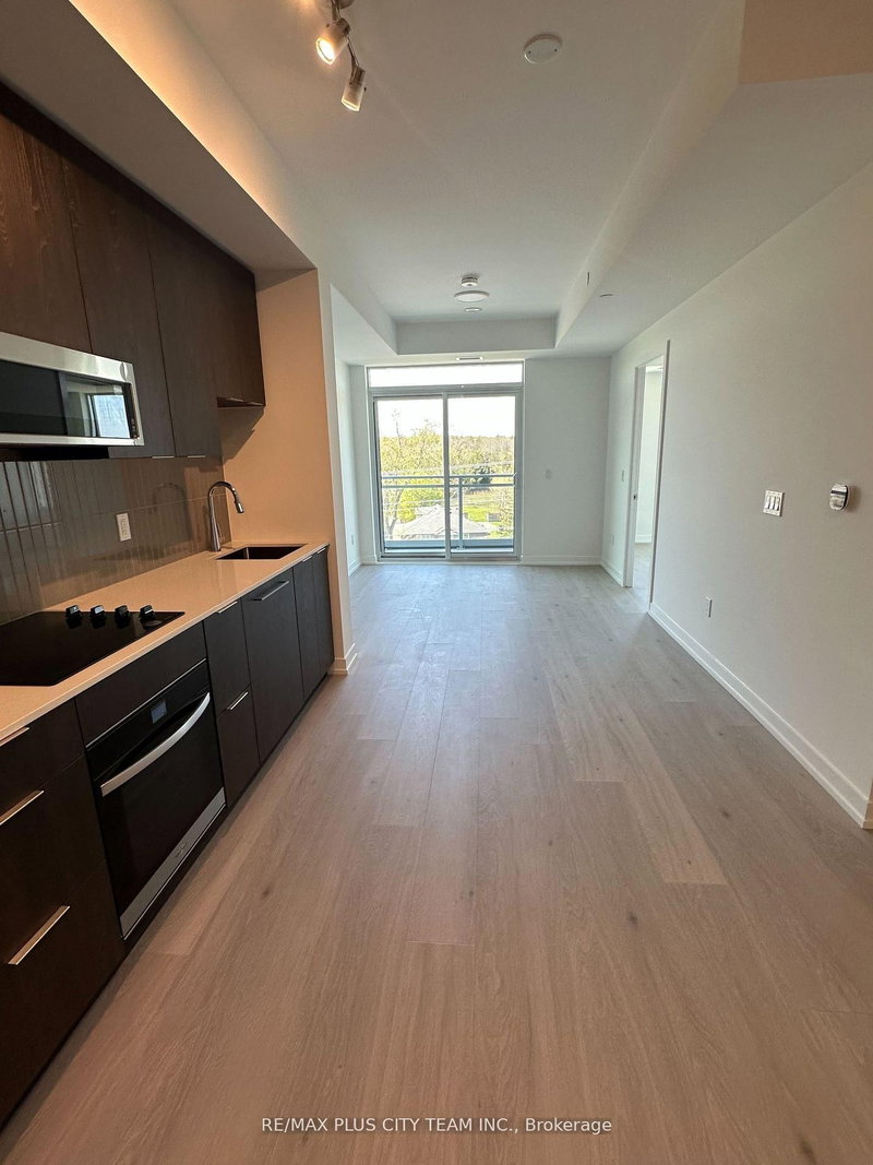 526 - 2501 Saw Whet Blvd, Oakville, L6M 5N2 | Image 3