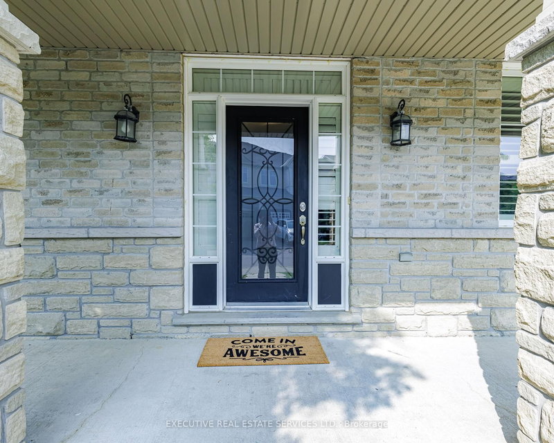 2 Nectarlane Ave, Caledon, L7C 3M8 | Image 3