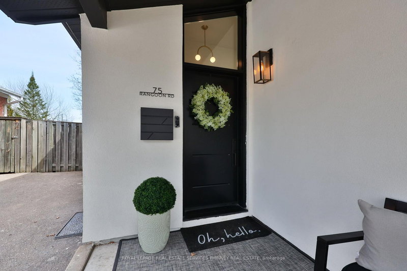 75 Rangoon Rd, Toronto, M9C 4N8 | Image 2