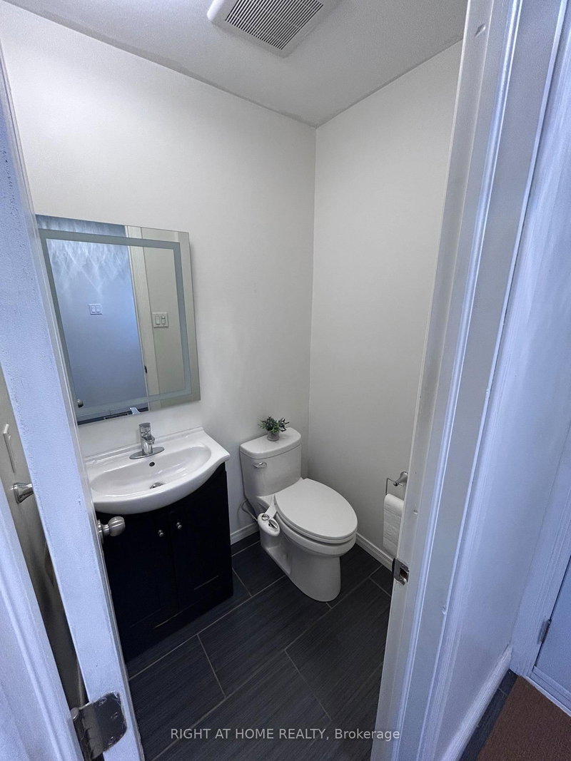 3212 Palmer Dr, Burlington, L7M 1L8 | Image 3