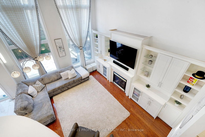 30 Grouse Lane, Brampton, L6Y 5L1 | Image 3