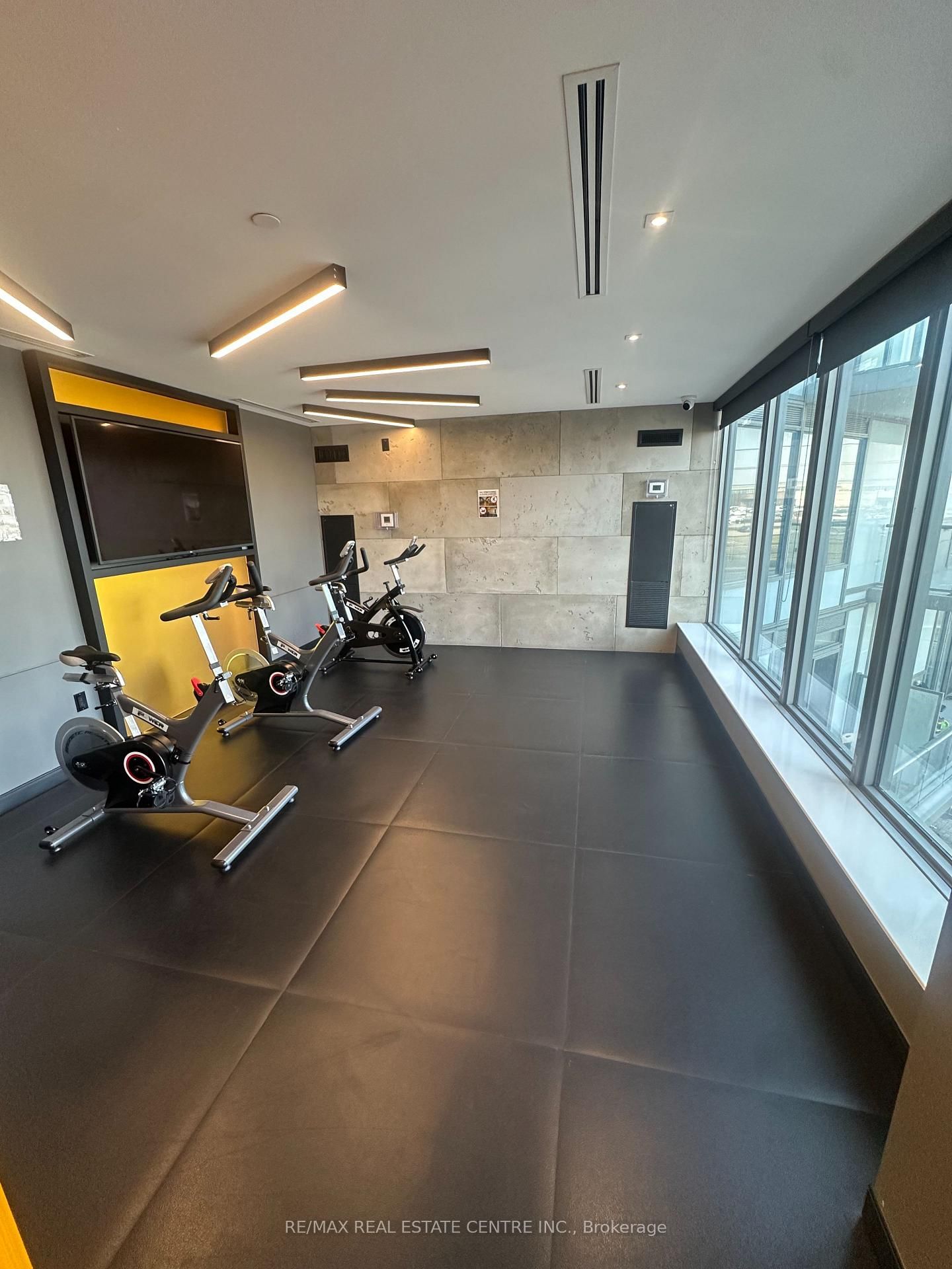 4675 Metcalfe Avenue, Unit 108 - Photo 25