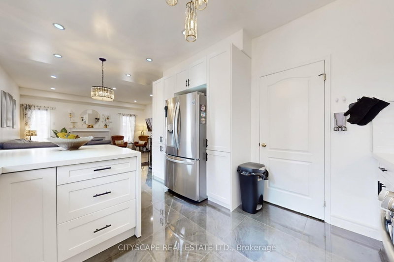 7218 Lulworth Mississauga,Ontario L5N 7X2 — Photo 11