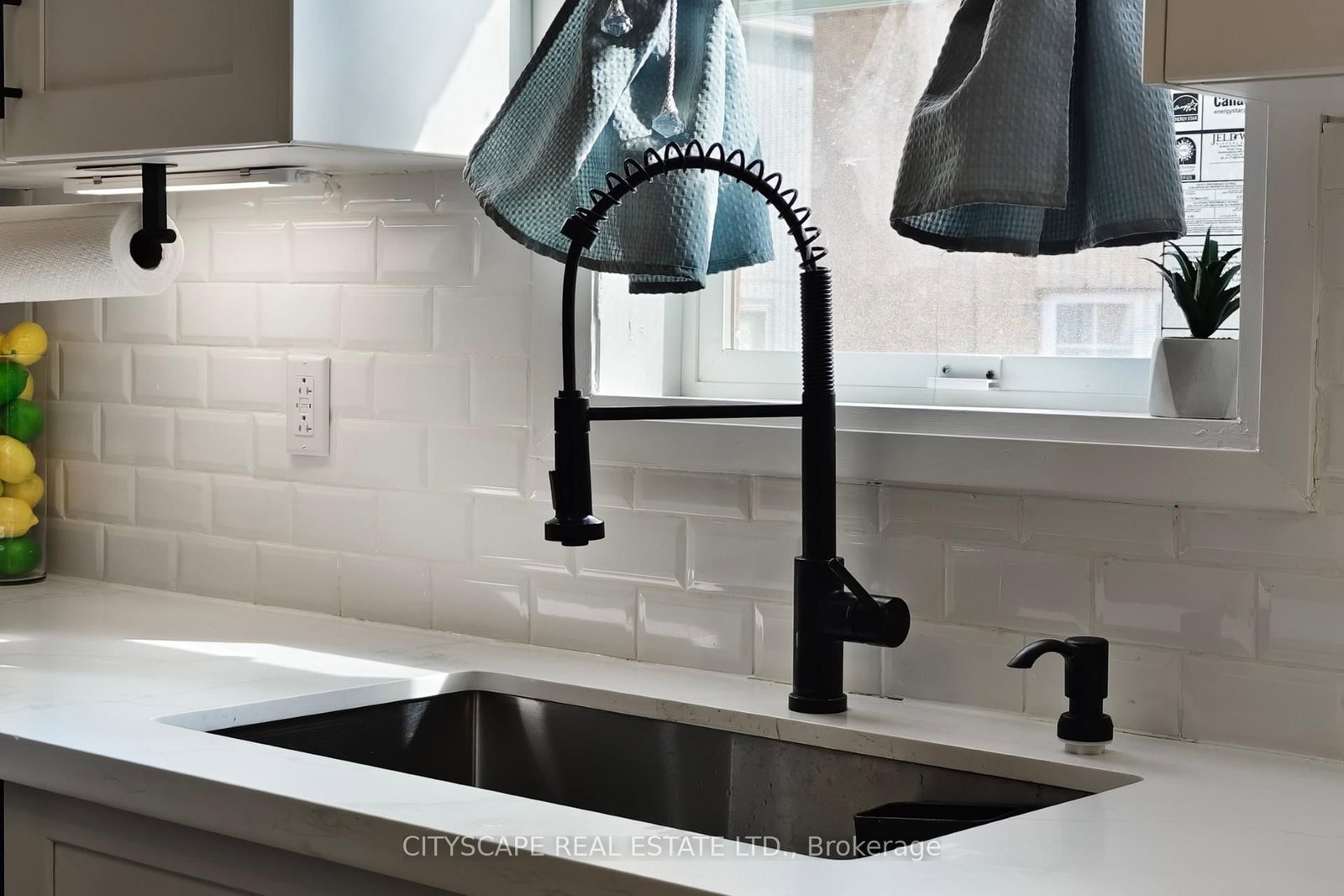7218 Lulworth Mississauga,Ontario L5N 7X2 — Photo 14