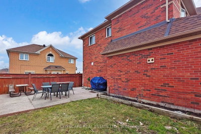 7218 Lulworth Mississauga,Ontario L5N 7X2 — Photo 38