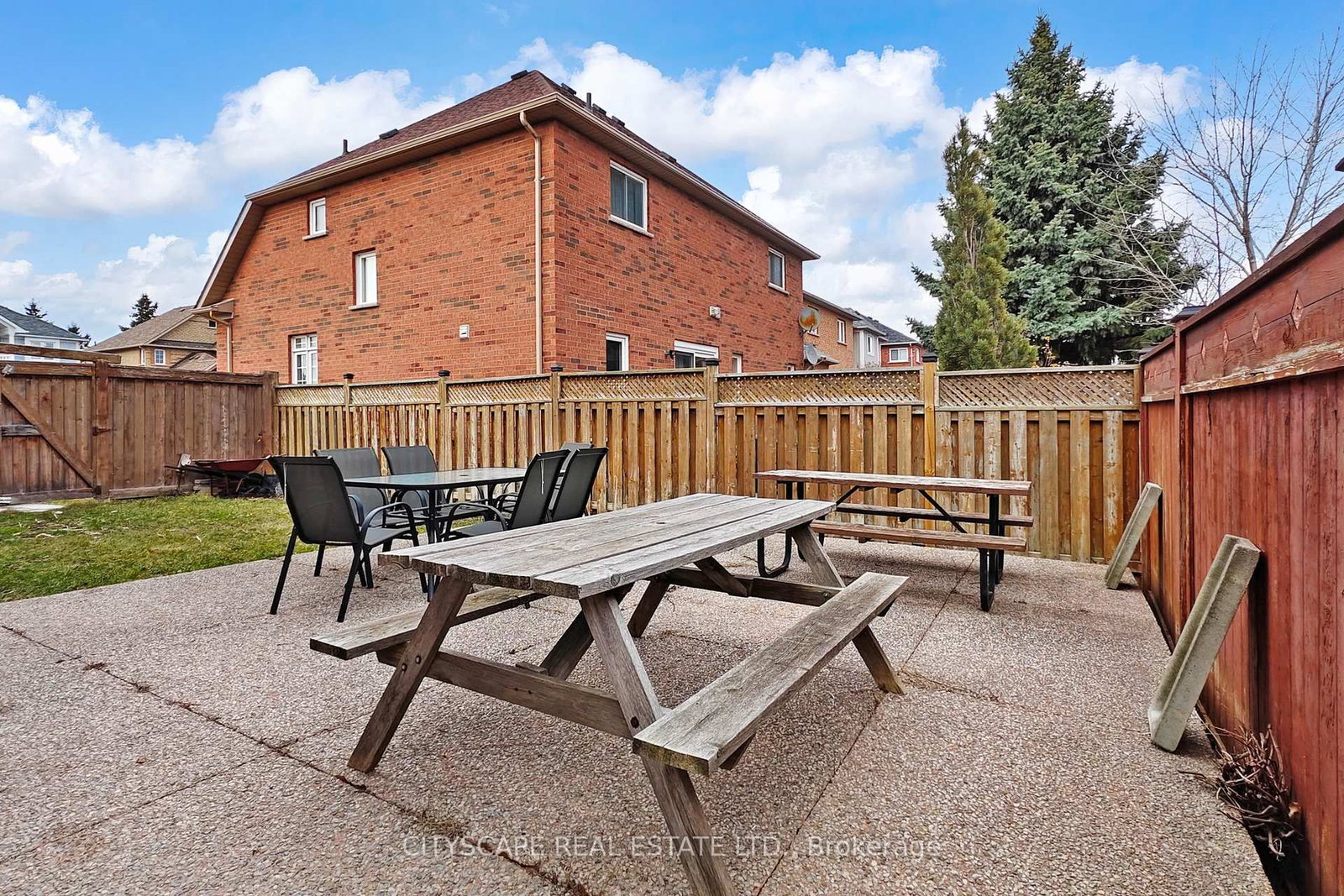 7218 Lulworth Mississauga,Ontario L5N 7X2 — Photo 40