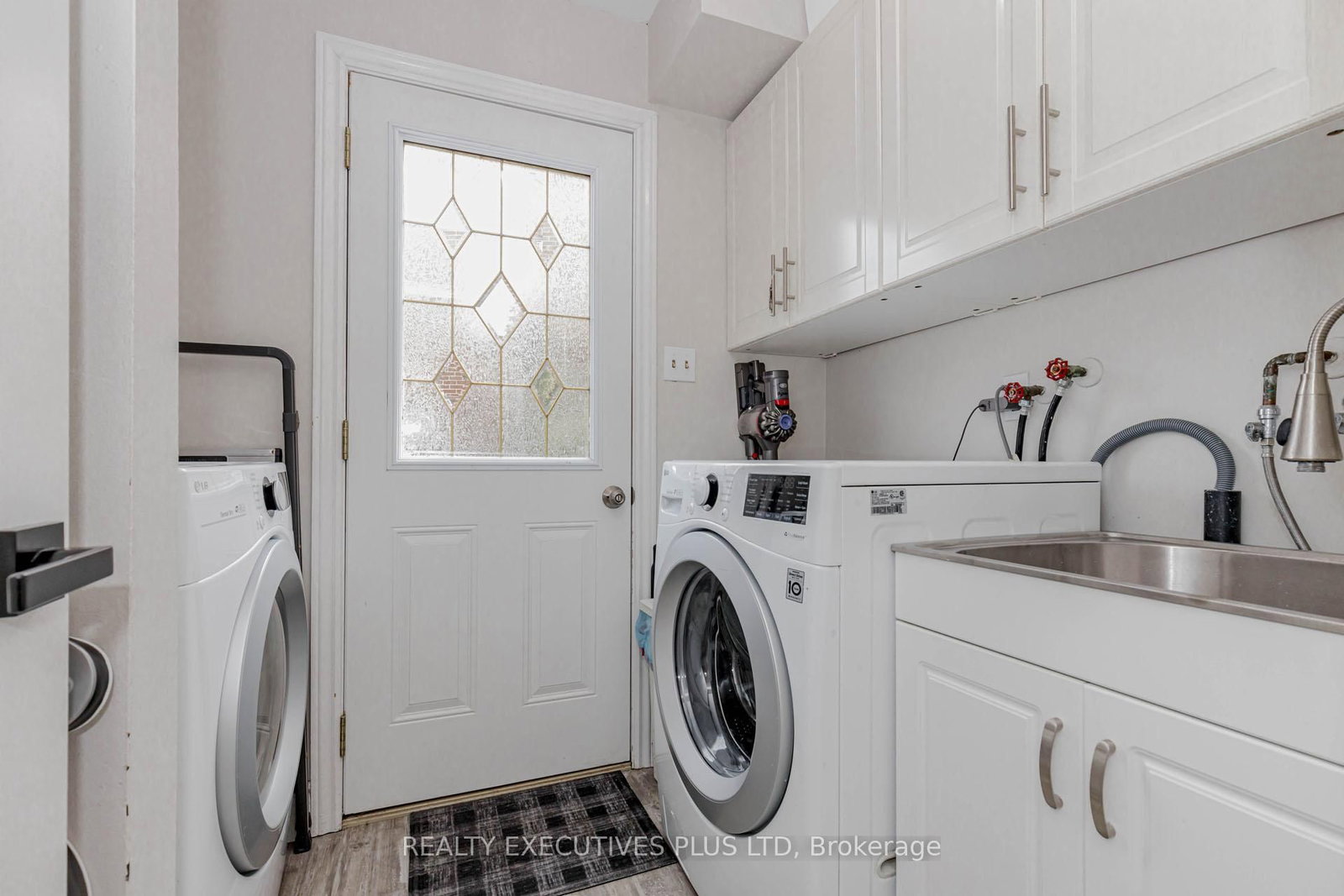 Detached House for sale at 68 Leander Street, Brampton, Ontario, L6S 3M7 - Westgate - MLS: W12926830