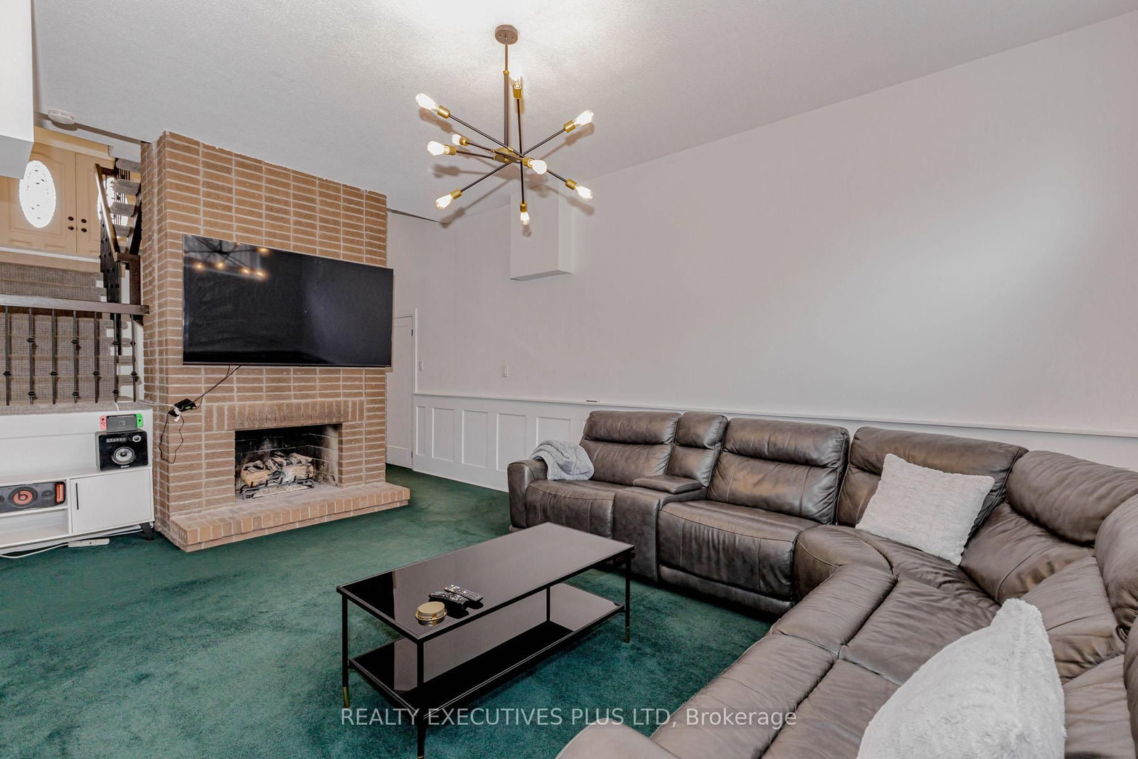 Detached House for sale at 68 Leander Street, Brampton, Ontario, L6S 3M7 - Westgate - MLS: W12926830