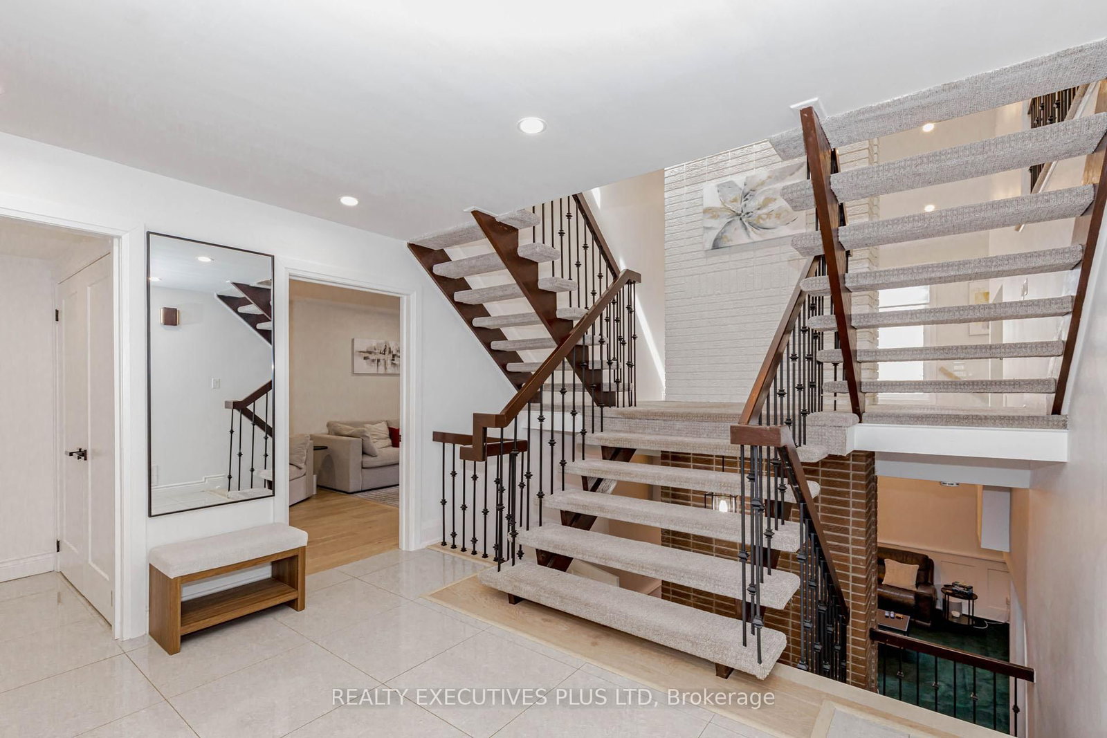 Detached House for sale at 68 Leander Street, Brampton, Ontario, L6S 3M7 - Westgate - MLS: W12926830