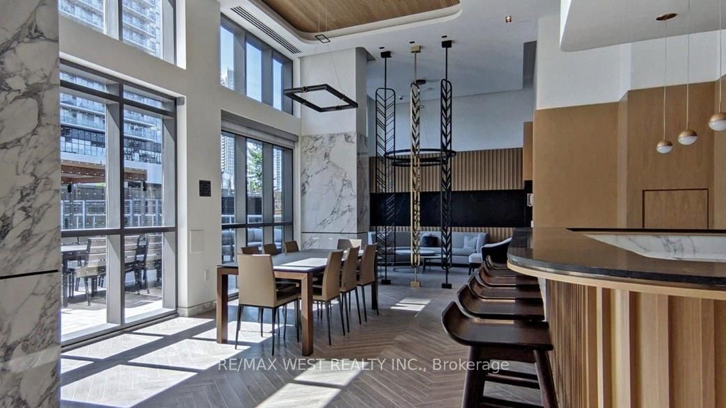 65 Annie Craig Drive, Unit 501 - Photo 2