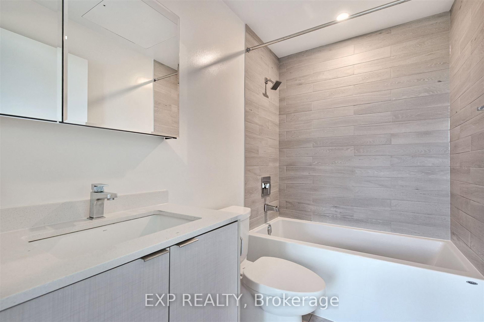 Condo for sale at 2216-1926 Lakeshore Boulevard, Toronto, Ontario, M6S 1A1 - South Parkdale - MLS: W12927050