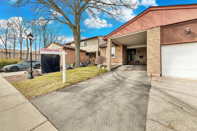 17 - 1580 Lancaster Drive