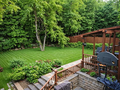 86 West Deane Park Dr | Toronto | Image