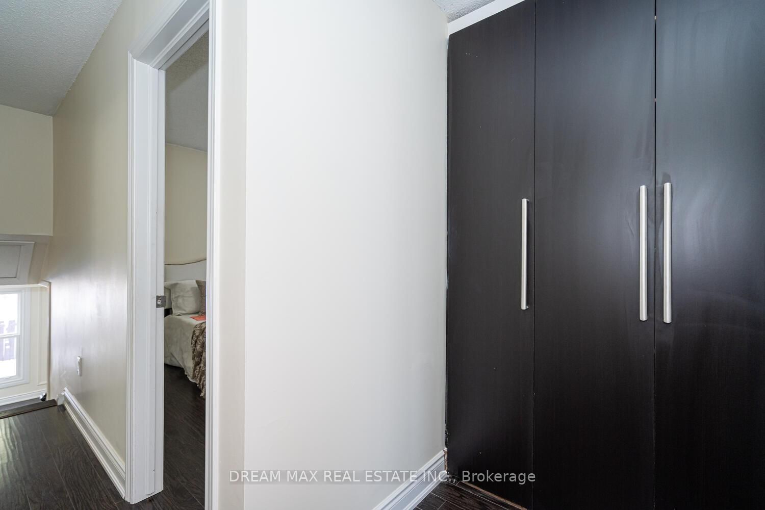 Detached House for sale at 68 Winterfold Drive, Brampton, Ontario, L6V 3T2 - Madoc - MLS: W12927206