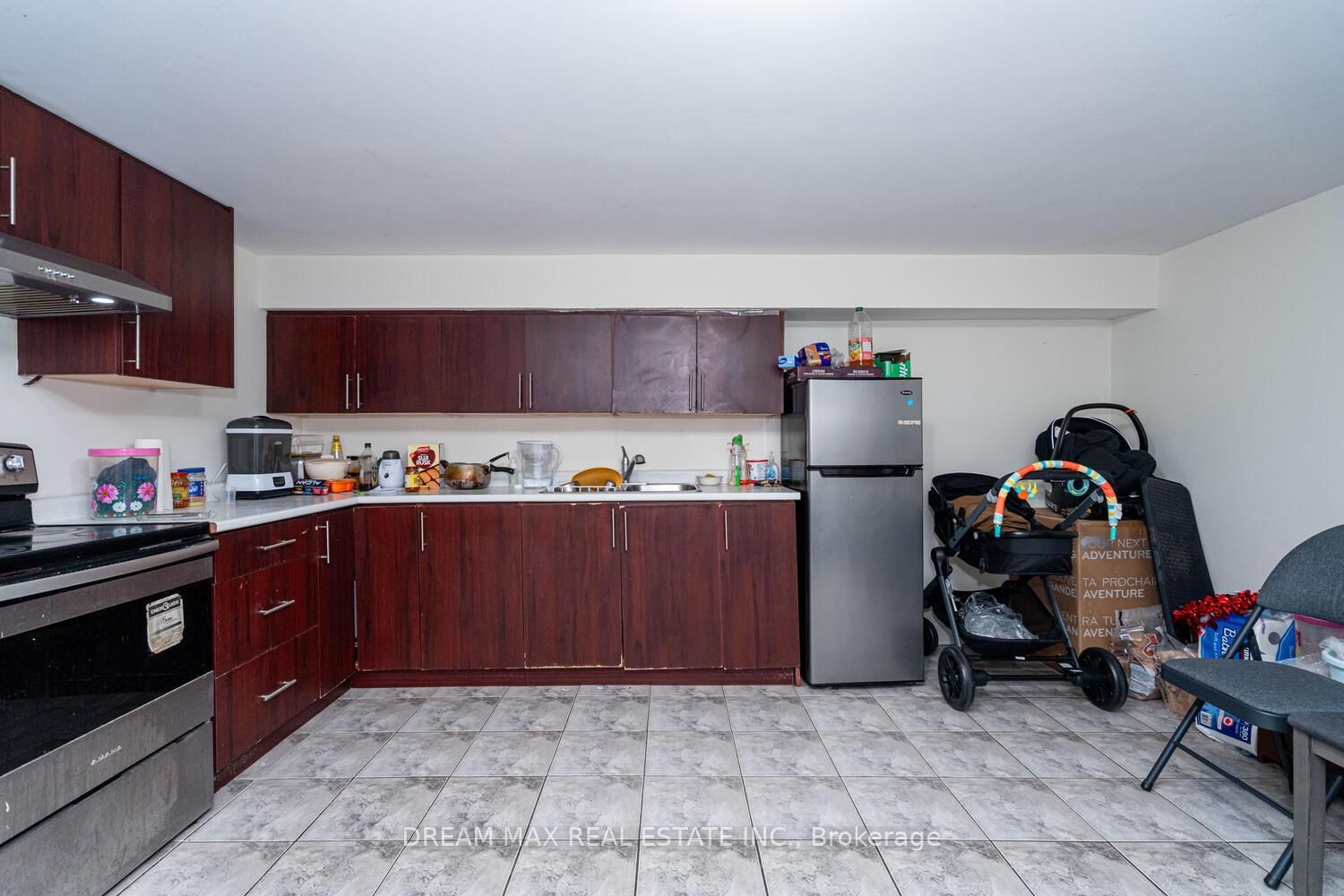 Detached House for sale at 68 Winterfold Drive, Brampton, Ontario, L6V 3T2 - Madoc - MLS: W12927206