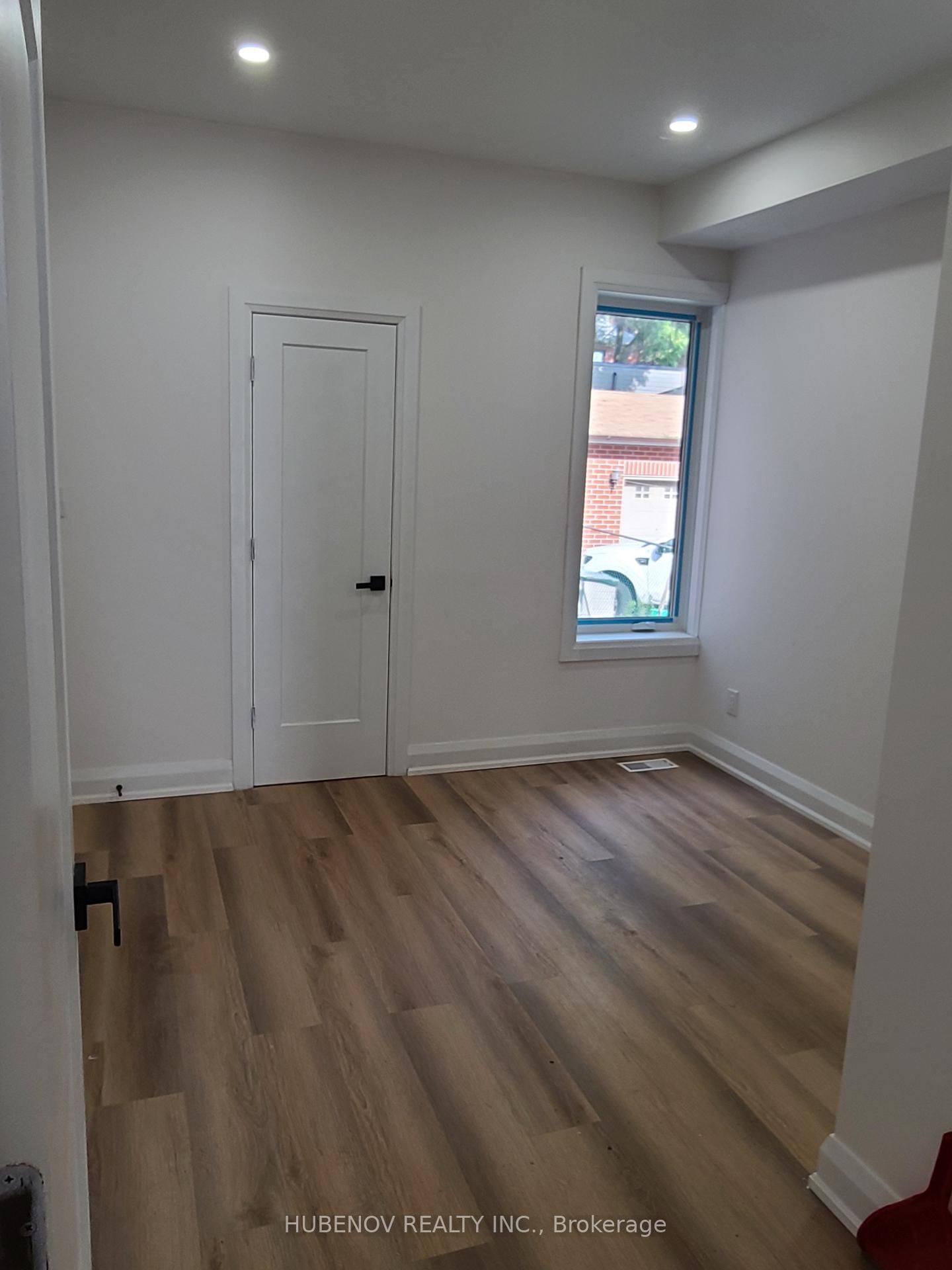 1535 Dufferin Street - Photo 9