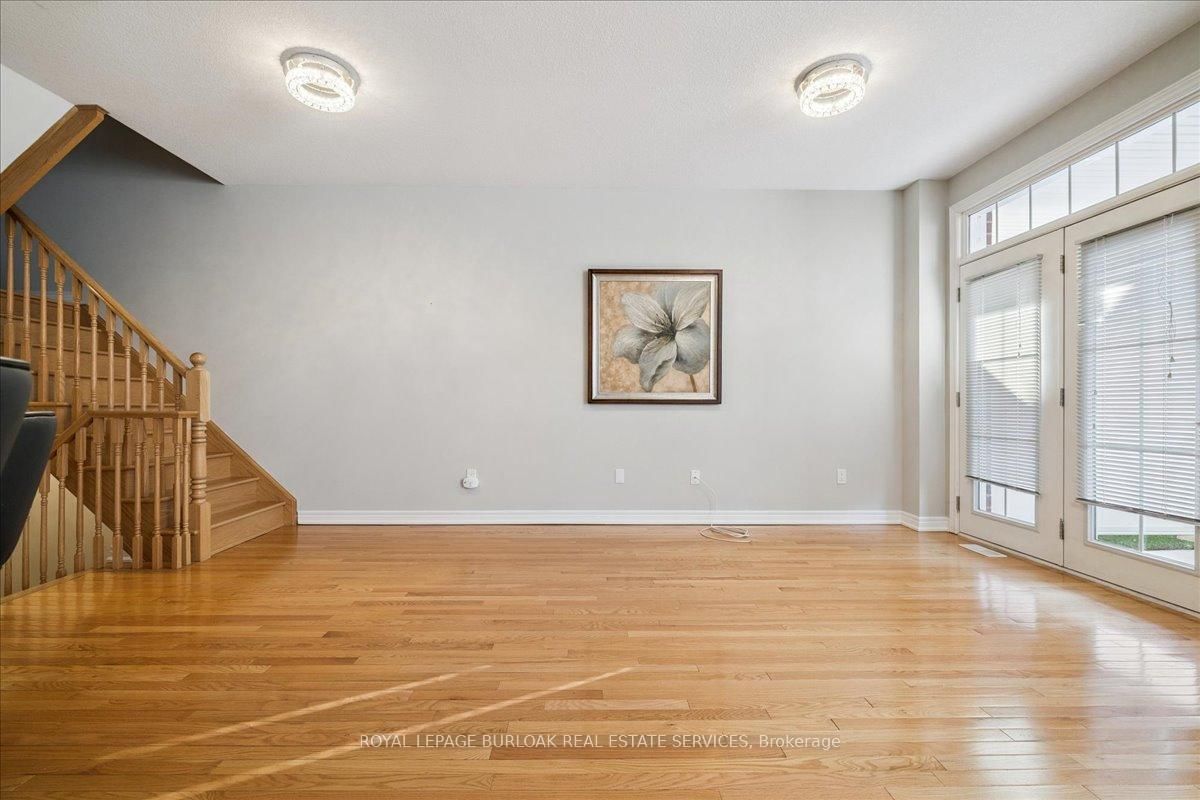 Townhouse for sale at 36-181 Plains Road, Burlington, Ontario, L7T 0B1 - Bayview - MLS: W12927706