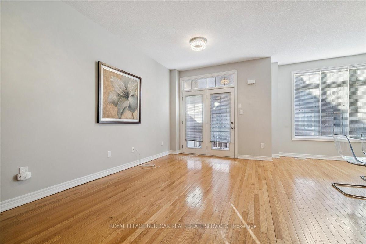 Townhouse for sale at 36-181 Plains Road, Burlington, Ontario, L7T 0B1 - Bayview - MLS: W12927706