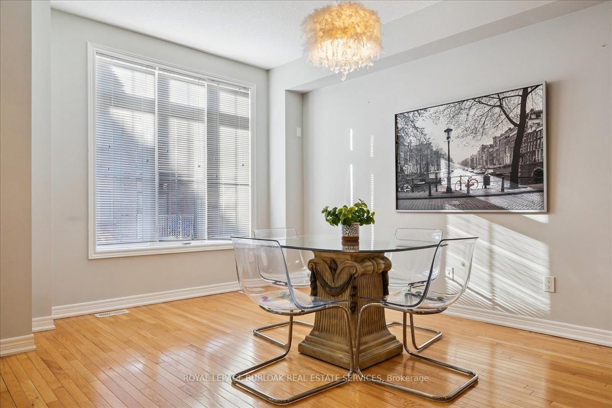 Townhouse for sale at 36-181 Plains Road, Burlington, Ontario, L7T 0B1 - Bayview - MLS: W12927706