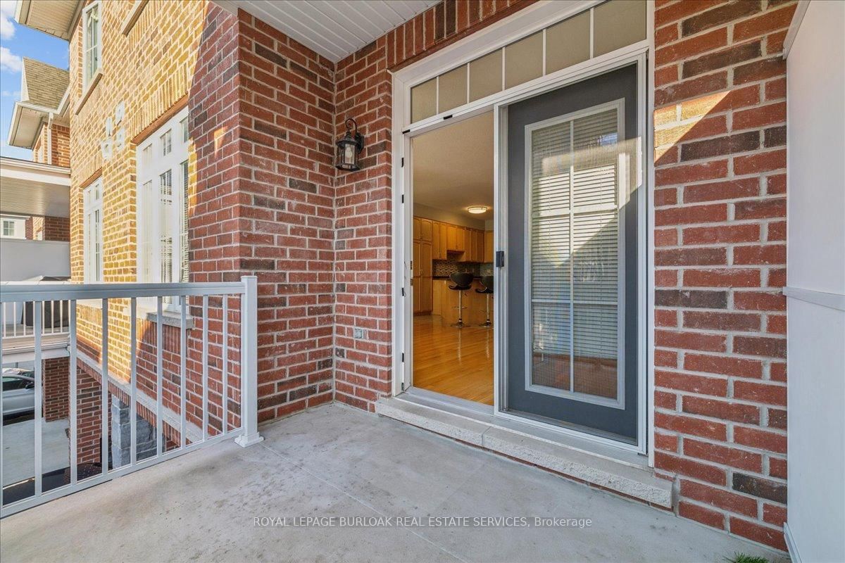 Townhouse for sale at 36-181 Plains Road, Burlington, Ontario, L7T 0B1 - Bayview - MLS: W12927706