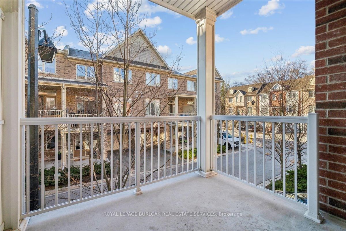 Townhouse for sale at 36-181 Plains Road, Burlington, Ontario, L7T 0B1 - Bayview - MLS: W12927706