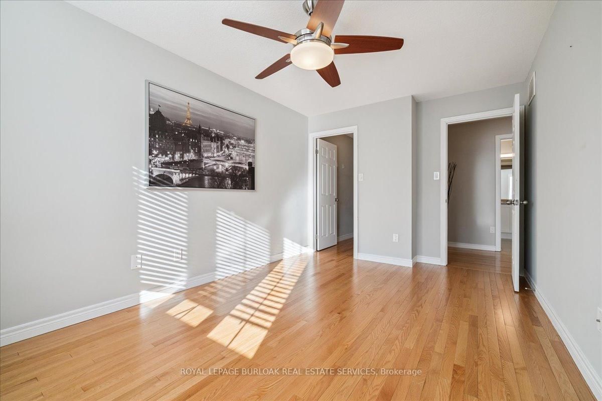 Townhouse for sale at 36-181 Plains Road, Burlington, Ontario, L7T 0B1 - Bayview - MLS: W12927706