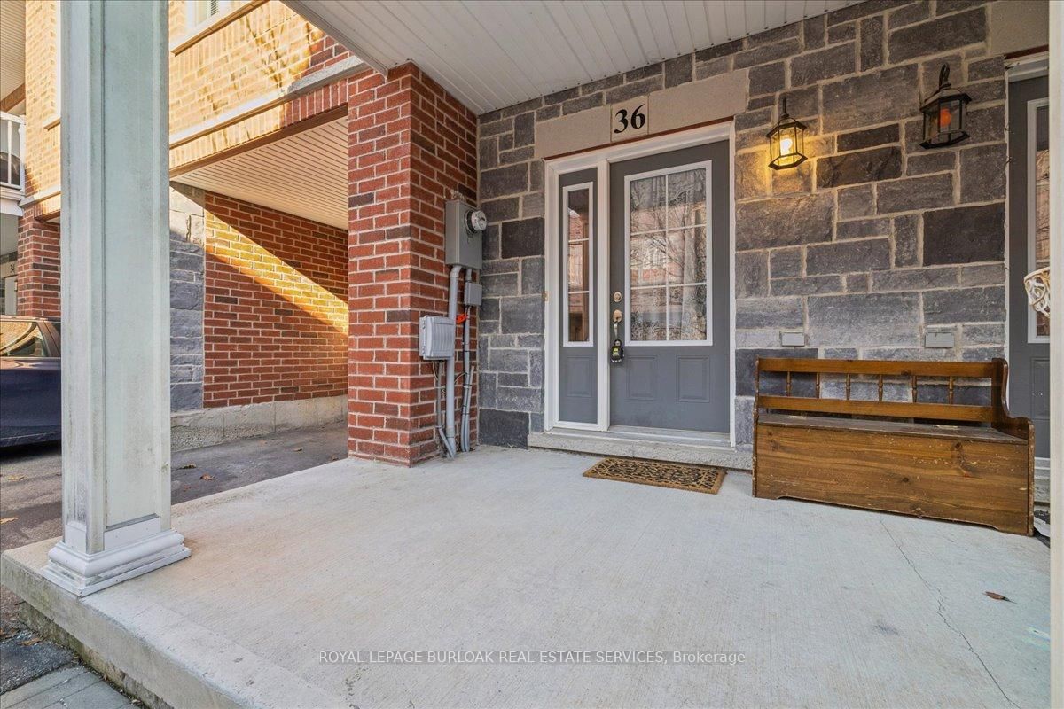 Townhouse for sale at 36-181 Plains Road, Burlington, Ontario, L7T 0B1 - Bayview - MLS: W12927706