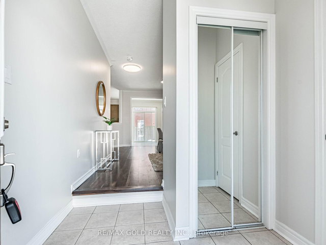 47 Connolly Crescent