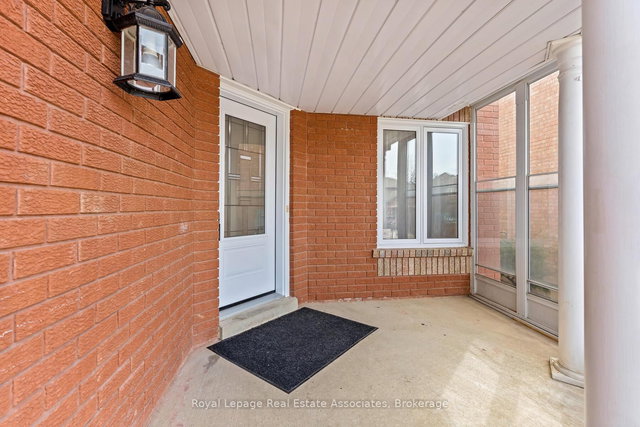 80 Lauchlin Crescent