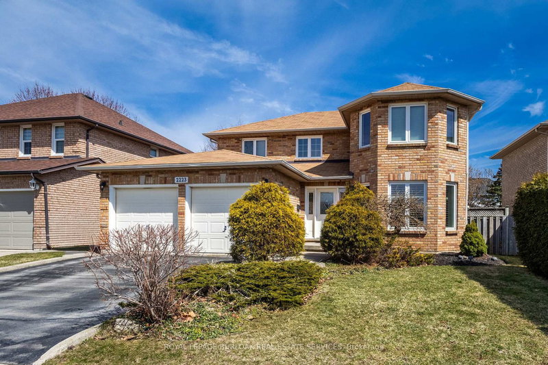 2223 Headon Rd, Burlington, L7M 3W7 | Image 2