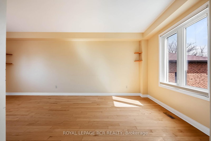 128 Courtney Cres, Orangeville, L9W 4S3 | Image 3