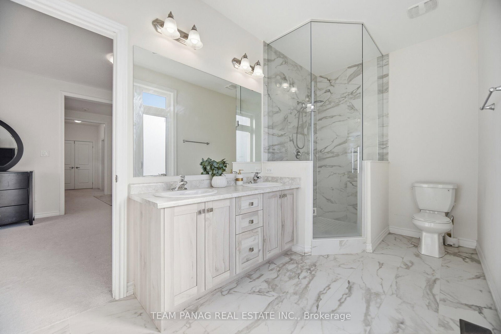 Detached House for sale at 54 Moorcroft Place, Brampton, Ontario, L6S 2K9 - Bram East - MLS: W12928222