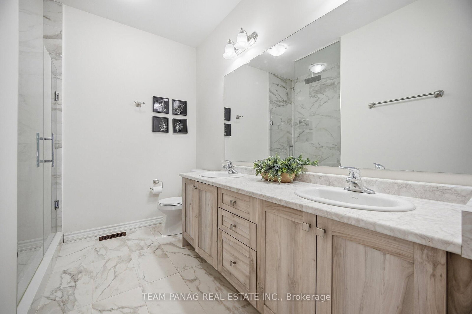 Detached House for sale at 54 Moorcroft Place, Brampton, Ontario, L6S 2K9 - Bram East - MLS: W12928222