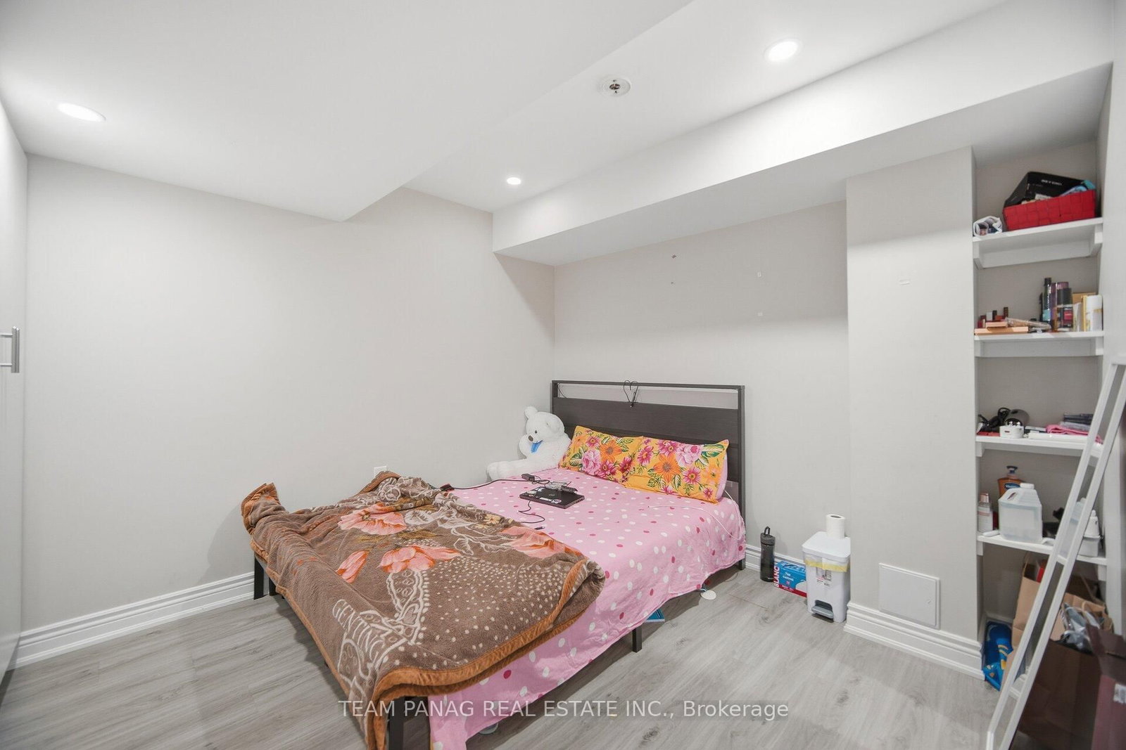 Detached House for sale at 54 Moorcroft Place, Brampton, Ontario, L6S 2K9 - Bram East - MLS: W12928222