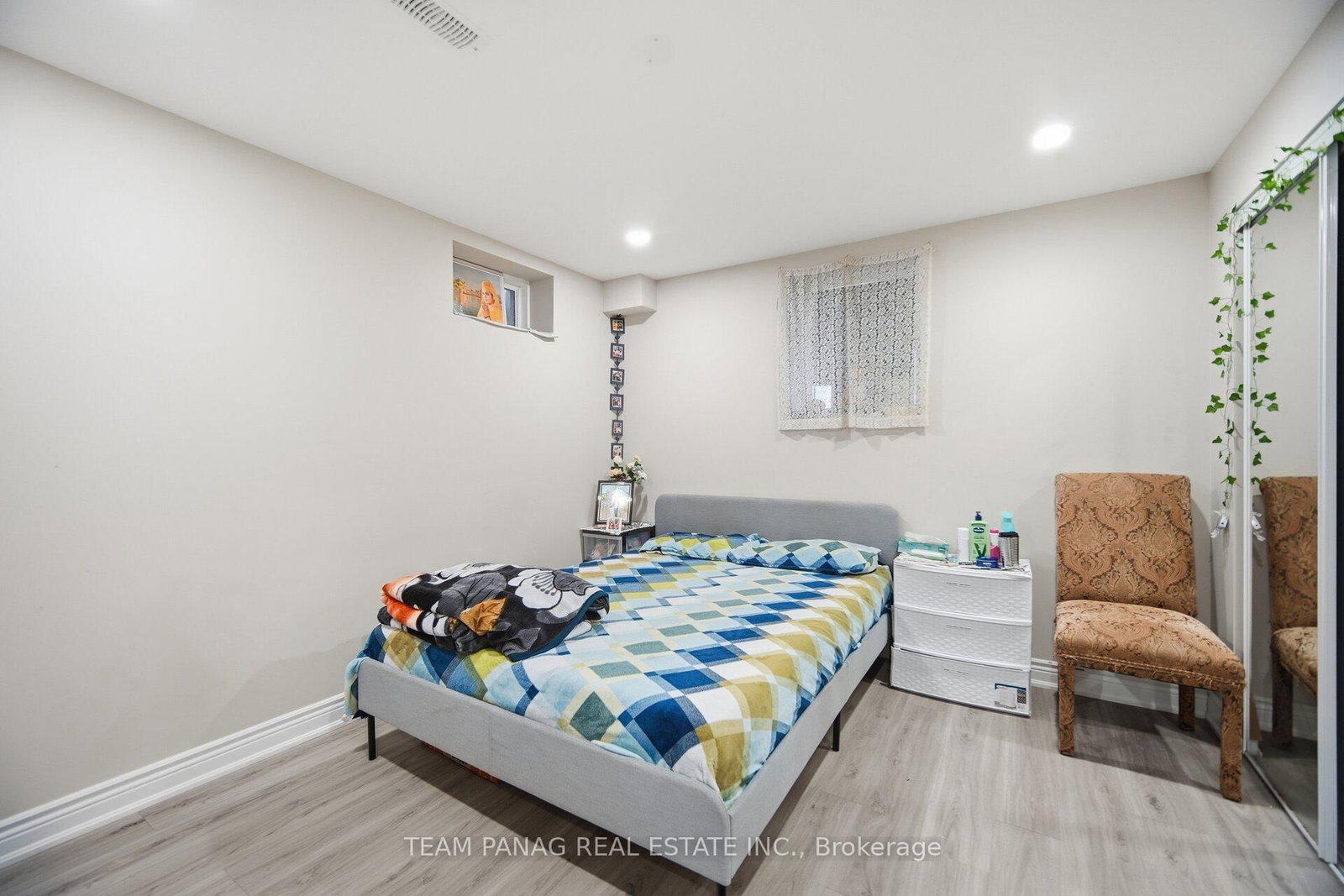 Detached House for sale at 54 Moorcroft Place, Brampton, Ontario, L6S 2K9 - Bram East - MLS: W12928222