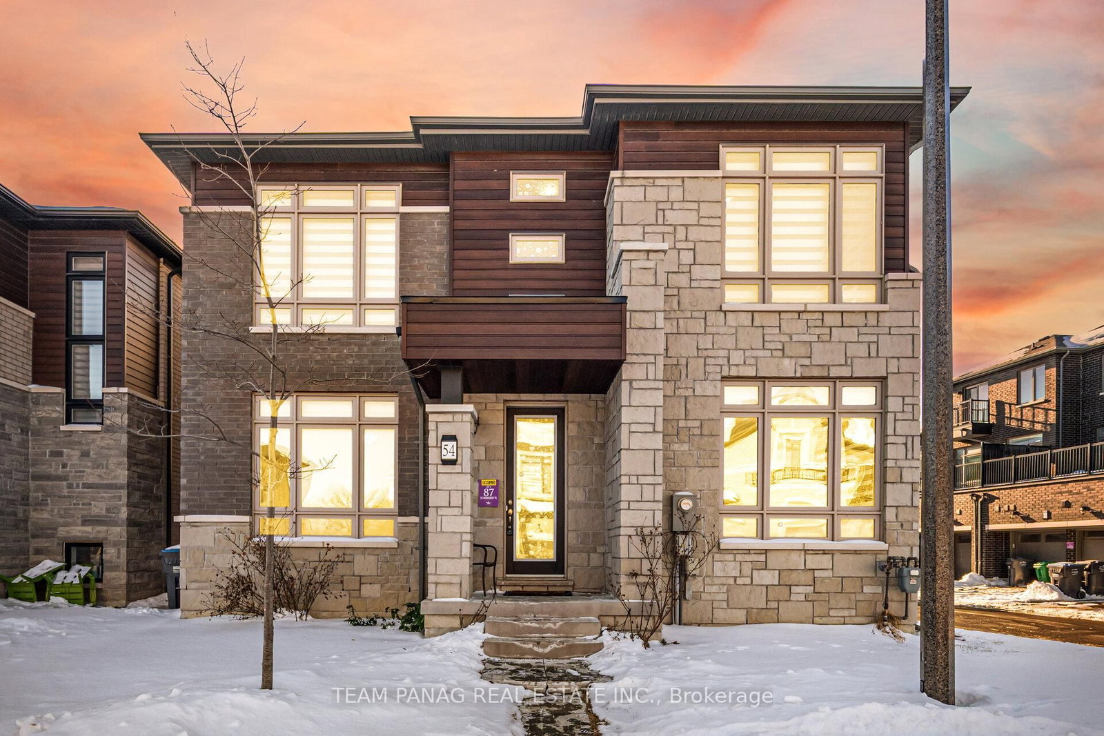 Detached House for sale at 54 Moorcroft Place, Brampton, Ontario, L6S 2K9 - Bram East - MLS: W12928222