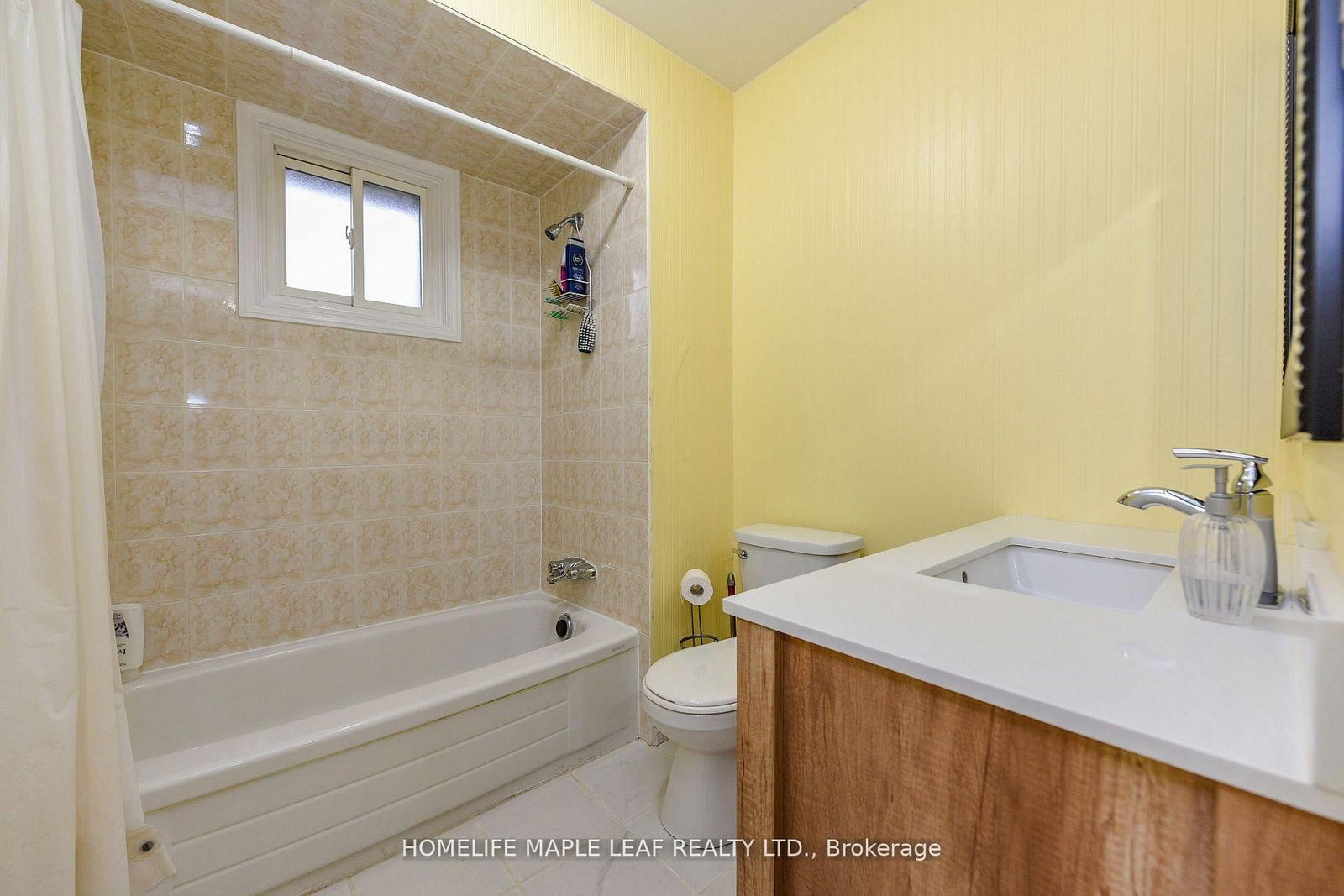 Townhouse for sale at 85 Enmount Drive, Brampton, Ontario, L6T 4C9 - Southgate - MLS: W12928346