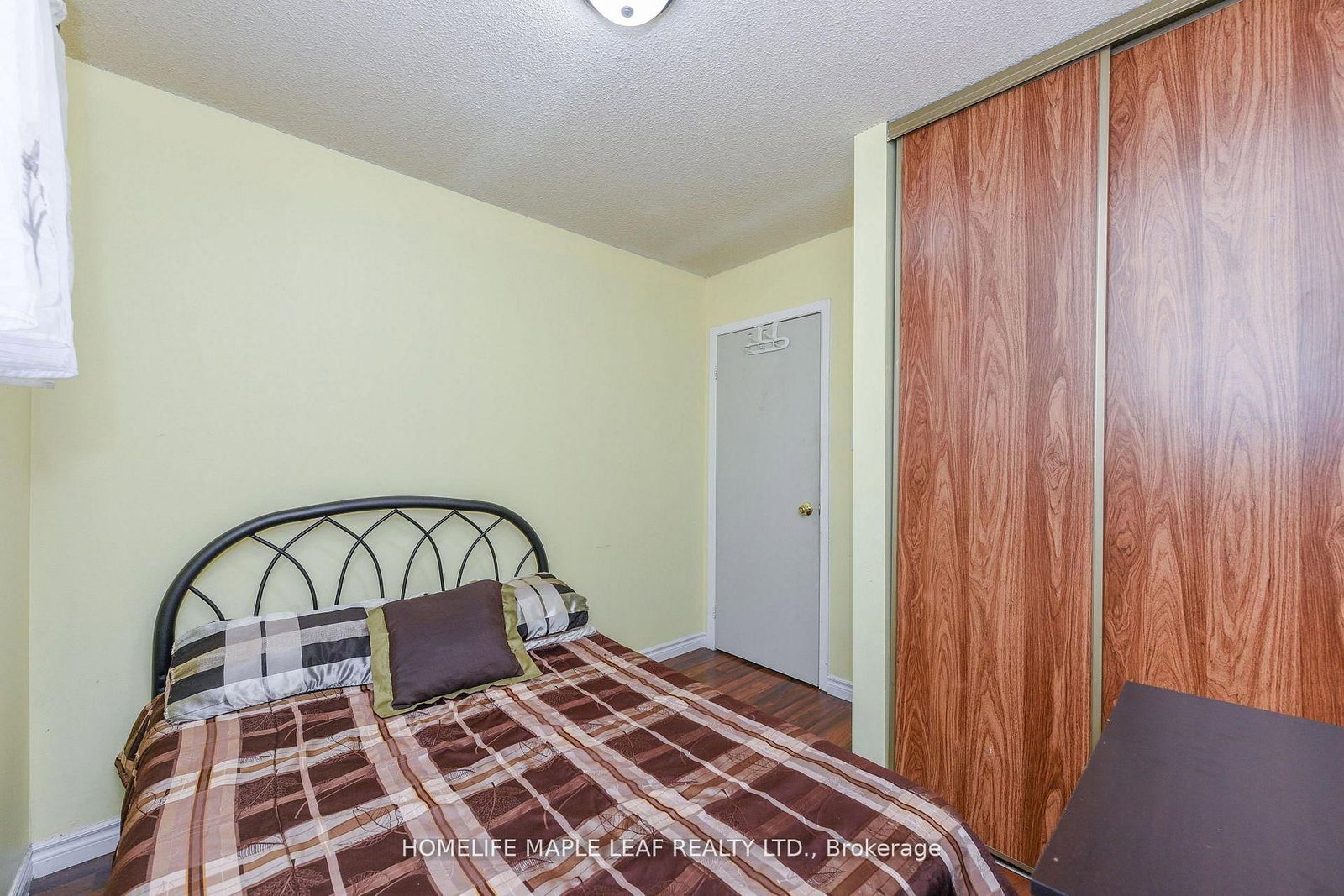 Townhouse for sale at 85 Enmount Drive, Brampton, Ontario, L6T 4C9 - Southgate - MLS: W12928346