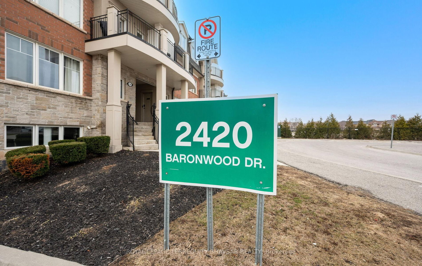 2420 Baronwood Drive, Unit 11 - 02 - Photo 50