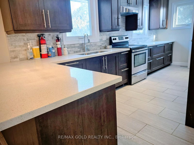 home for lease on 10512 Trafalgar Road